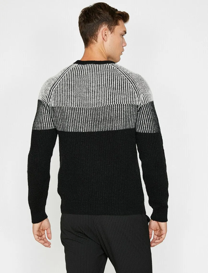 17380 Black Knitted Jumper