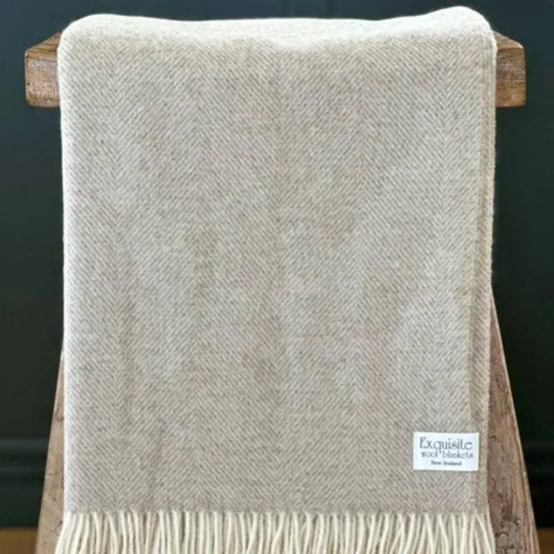 Herringbone Wool Throw 185x140cm in natural