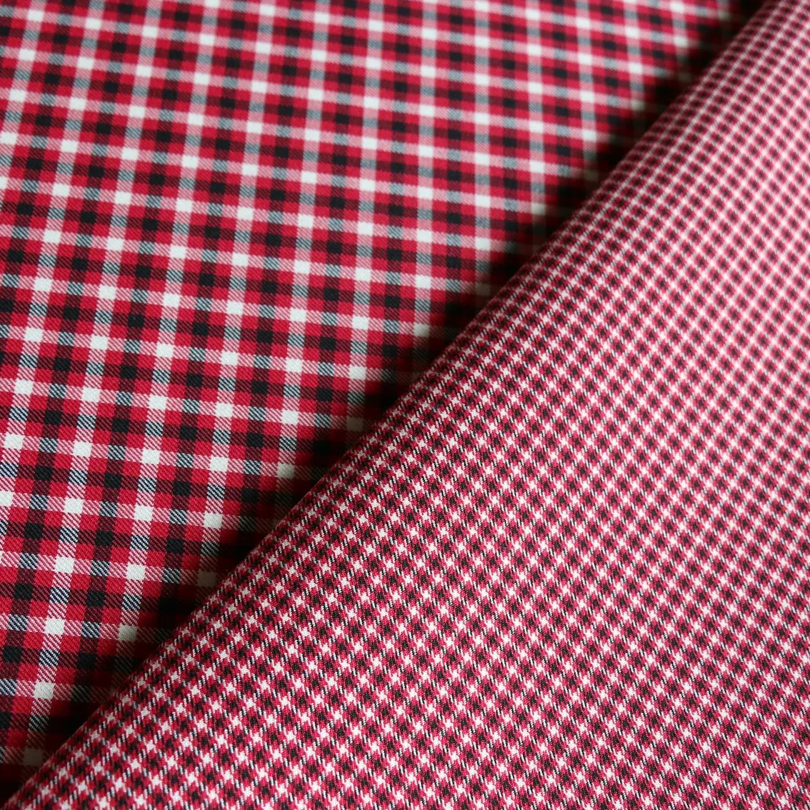 Moda Red - Double Sided Check