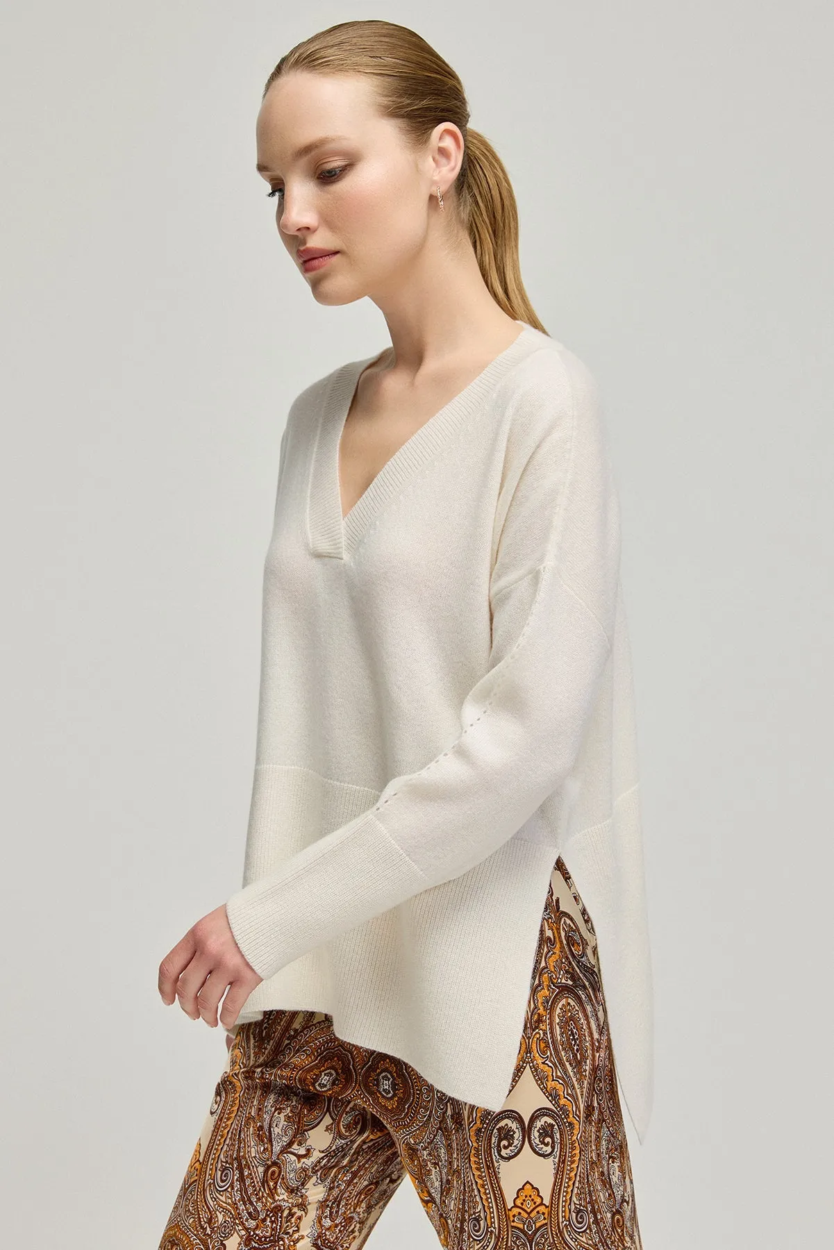 White Pure Cashmere Isabella Deep V-Neck Women's Sweater